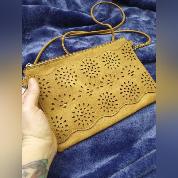 be clever Handbags - Leather crossbody bag, Be Clever**** H